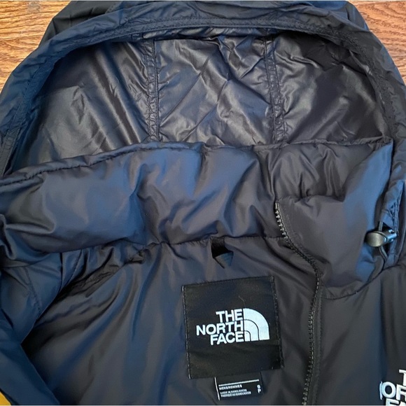 The North Face Orange and Black Puffer Jacket - Picture 9 of 11